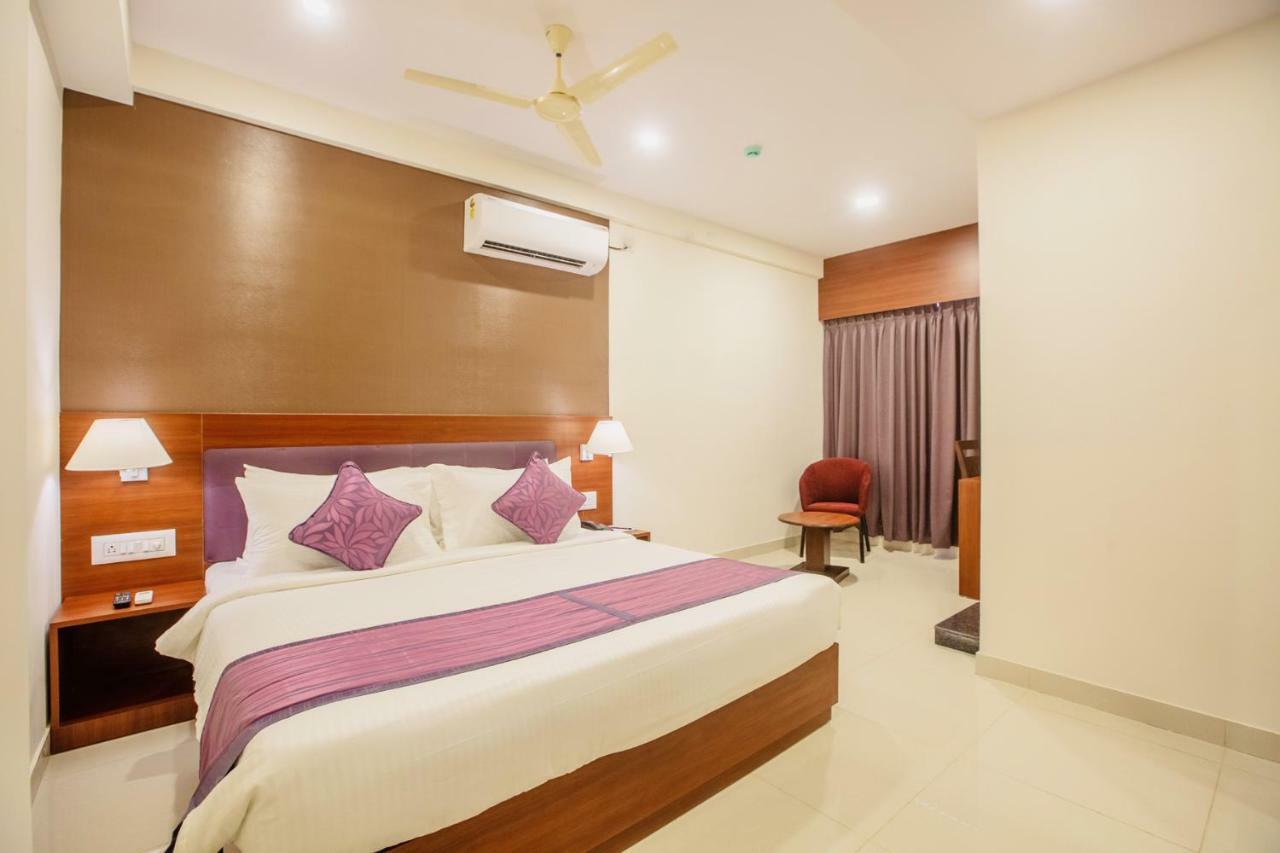 Classio Inn Devanahalli Екстериор снимка